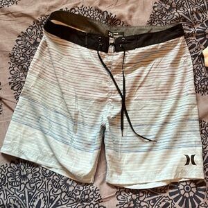 Men’s Hurley swim shorts size W33